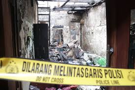 Ratusan Bantuan Segera Dikirim Ke Kemayoran, CT Arsa Foundation Dan Koarmada RI Gerak Cepat Bantu Korban Kebakaran
