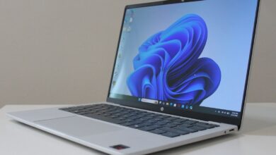 Memori Lebih Lega Jadi Pembeda, HP Omnibook 5 Unggul Atas MacBook Neo untuk Kerja Berat