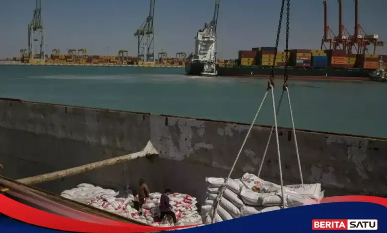 36 Kapal Bantuan Diberi Jalan, Hormuz Tetap Diawasi Ketat oleh AS
