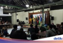 Topeng, Ludruk, Hingga Sandur Bojonegoro, Jejak Teater Jawa Timur yang Tetap Hidup