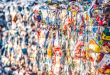 Teknologi Baru Ini Memisahkan Plastik Berlapis Saat Diproses, Tanpa Pelarut Kimia