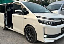 MPV Keluarga Rasa Premium, Toyota Voxy Dipasarkan Rp 631,8 Juta Dengan Kabin Mewah