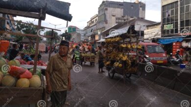 Terminal Pasar Minggu Berubah Jadi Pasar Sayur Subuh, Ribuan Warga Bertumpu Dari Sini