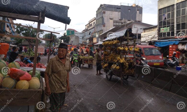 Terminal Pasar Minggu Berubah Jadi Pasar Sayur Subuh, Ribuan Warga Bertumpu Dari Sini