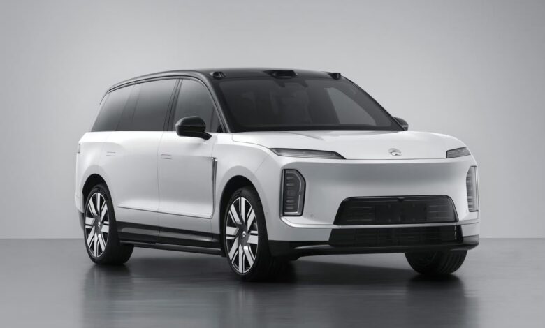 Nio ES9 Hampir Capai 10.000 Pengiriman, Eksekutifnya Ragukan Uji Sasis Li Auto