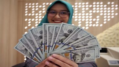 Rupiah Terancam Menembus Rp19.000, Dolar Menguat Di Tengah Gejolak Timur Tengah dan Emas Tertekan