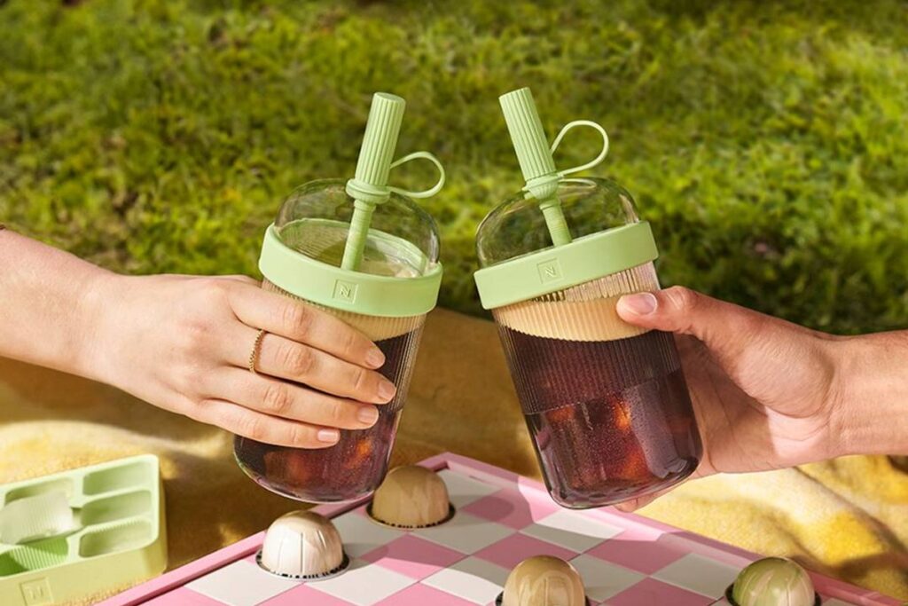 Yuzu Vanilla Over Ice Jadi Andalan, Nespresso Lengkapi Musim Panas Dengan Tumbler Warna Lembut