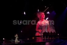 Di Atas Panggung Raisa Mengakui Rindu Pada Ibu, Momen Itu Bikin Suasana Menghening
