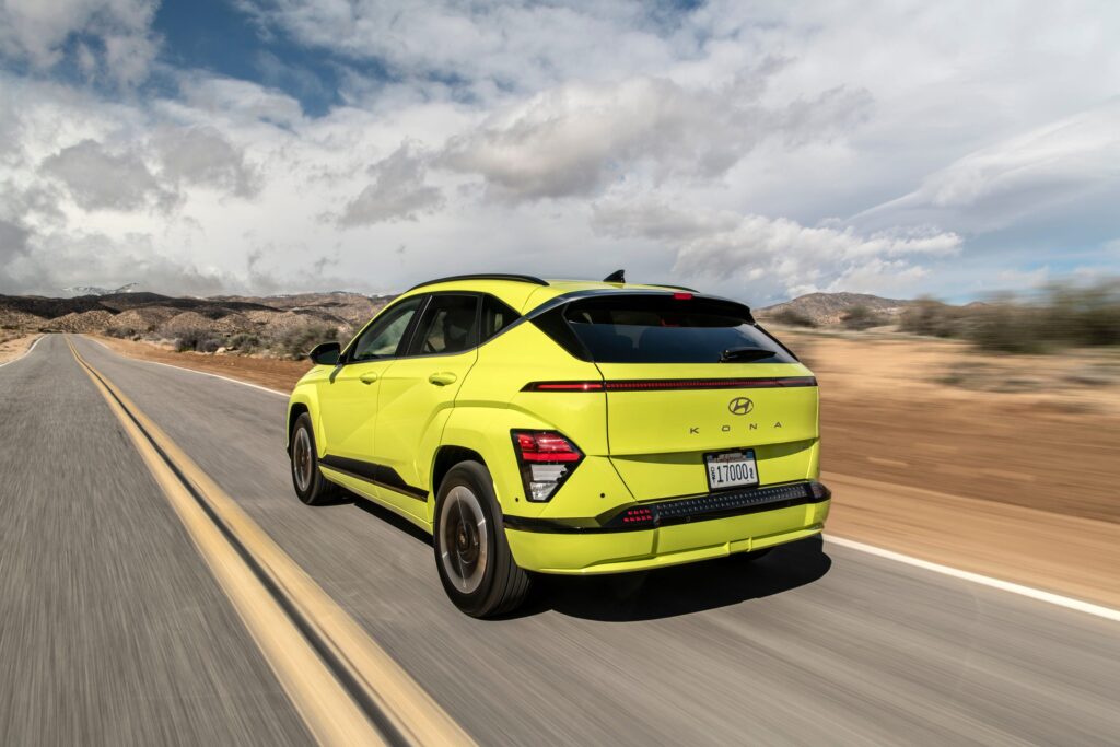 Hyundai Kona 2027 Makin Tegas dan Matang, Kabin Baru Siap Tinggalkan Layar Lama
