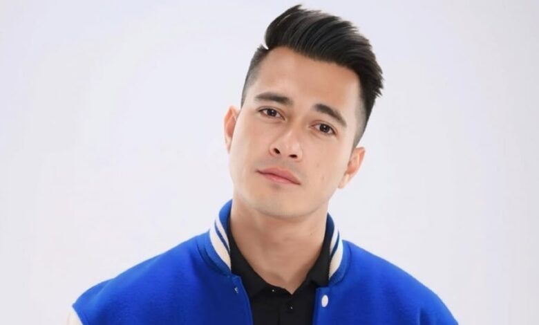 Eza Gionino Pukul Roby Tremonti Di Depan Wartawan, Duel Tinju Makin Panas
