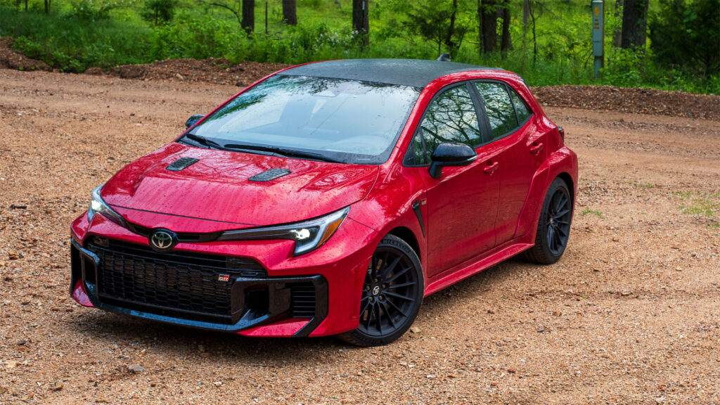 GRMN Corolla Makin Ekstrem, 300 HP dan Kabin Dua Kursi Siap Ubah Mainan Toyota