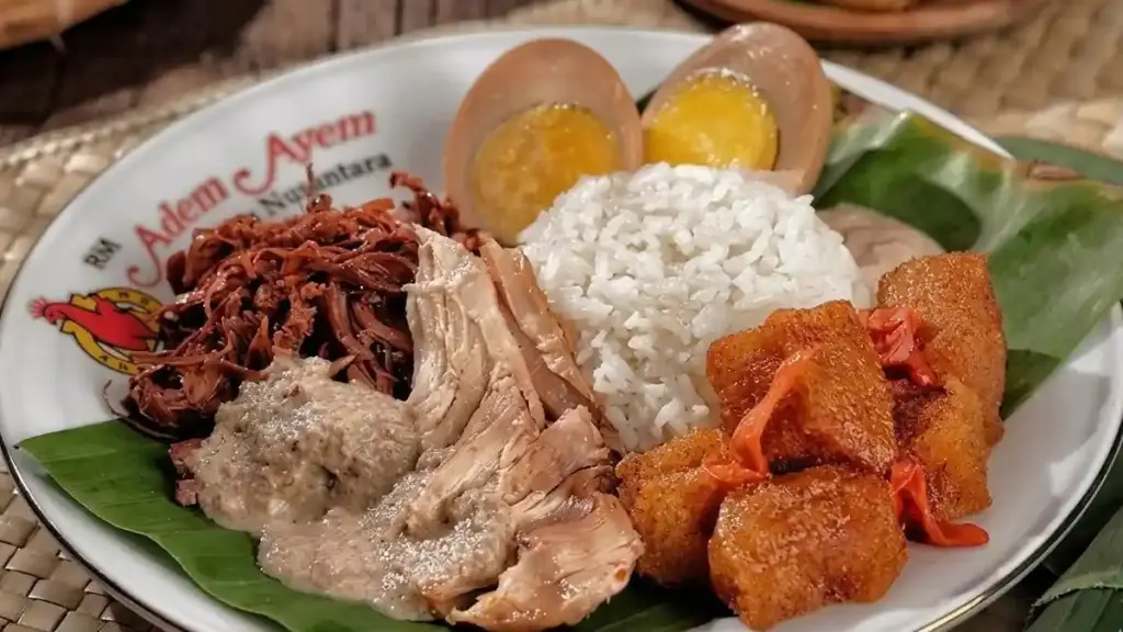 3 Tempat Makan Siang di Laweyan, Rasa Solo Lama yang Masih Bertahan
