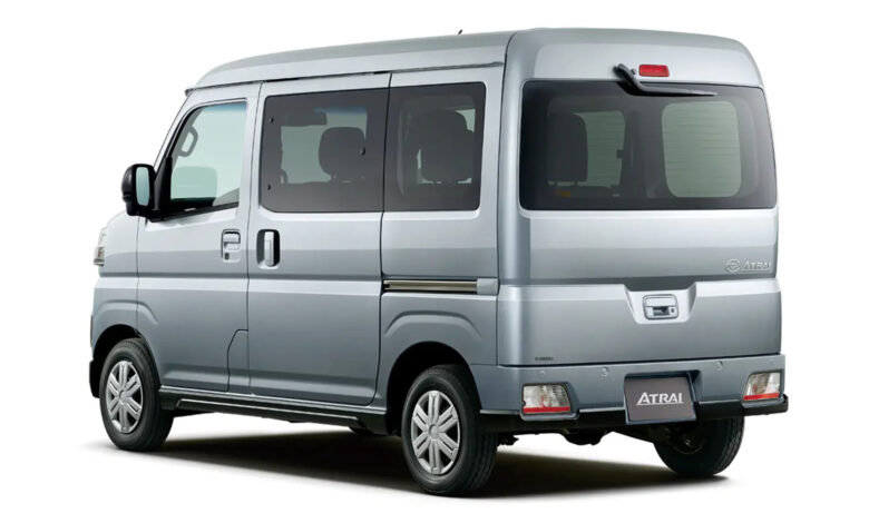 Daihatsu Hijet Cargo dan Atrai 2026 Lebih Aman di Kota, Harga Tetap Ramah