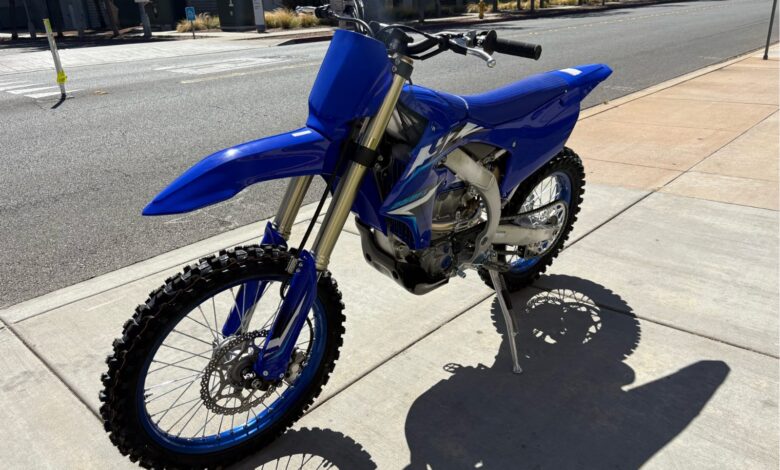 YZ250FX Bukan Sekadar Kencang, Paket Enduro Ini Dibangun untuk Tetap Terkendali
