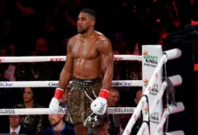 Klausul Inggris Mengunci Duel Joshua vs Fury, Lokasi Laga Tak Bisa Dipindah