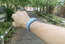 Google Buka Cetak Biru Gelang Fitbit Air, Pengguna Kini Bisa Cetak 3D Sendiri