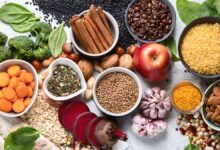 7 Makanan dan Minuman Detoks Sederhana yang Bisa Bikin Tubuh Terasa Lebih Ringan