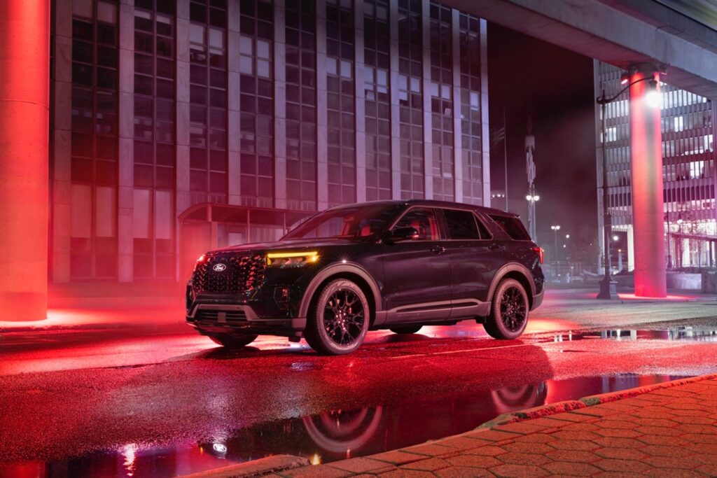 Explorer ST Makin Gelap, Paket Sinister Bikin Aura SUV Ford Ini Lebih Galak