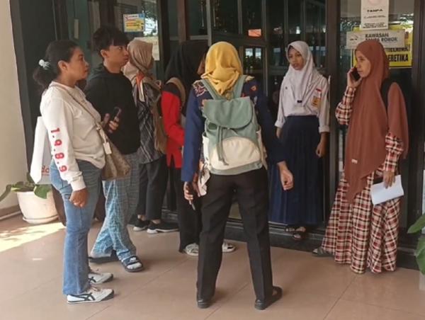 Sekolah Maung Dipersoalkan, Kisruh SPMB Jabar Menyeret Orang Tua dan Disdik