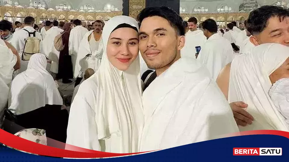 Thariq Dan Aaliyah Mengaku Terjebak, Biaya Umrah Tetap Terkuras Besar