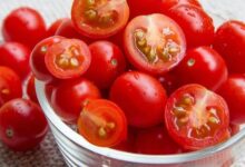 5 Makanan Ini Bisa Bantu Kulit Wajah Tetap Kencang di Usia 40-an