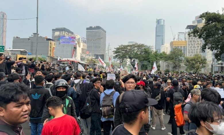Bom Molotov Disita di Benhil, Dua Orang Diperiksa Usai Diduga Tunggangi Demo Mahasiswa