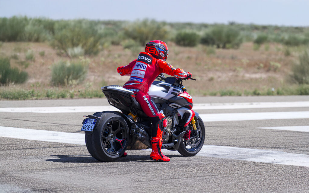 Diavel V4 RS 100 Bawa Warisan Isle of Man, Cruiser Termahal Ducati Tampil Sangat Eksklusif