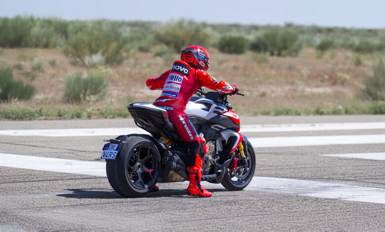 Diavel V4 RS 100 Bawa Warisan Isle of Man, Cruiser Termahal Ducati Tampil Sangat Eksklusif