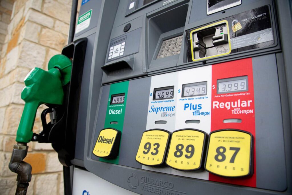 Harga RON 92 Menanjak ke Rp20 Ribuan, Pertamina Waspadai Stok BBM Tertekan