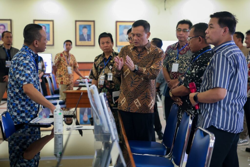 Ahmad Luthfi Tepis Titip-Menitip di SPMB Jateng, Sistem Baru Diperkuat Hadapi Lonjakan