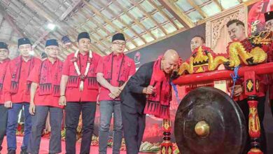 Lumajang Dipertahankan, PDIP Jatim Dorong Indah-Amperawati dan Yudha Lanjut ke 2029