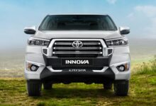 Innova Crysta Facelift 2026 Tampil Makin Tegas, Gril Depannya Kini Bawa Nuansa Land Cruiser