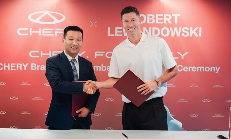 Robert Lewandowski Jadi Wajah Baru Chery, Tiggo 9 CSH Didorong Dekat ke Keluarga Global