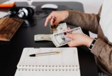 Saat Tagihan Lebih Menegangkan dari Ujian, 5 Tanda Adulting Mulai Terasa