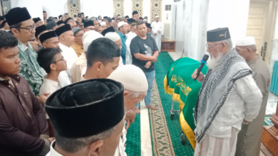 Ribuan Pelayat Antarkan Abu Doto, Sosok yang Dijaga sebagai Simbol Damai Aceh