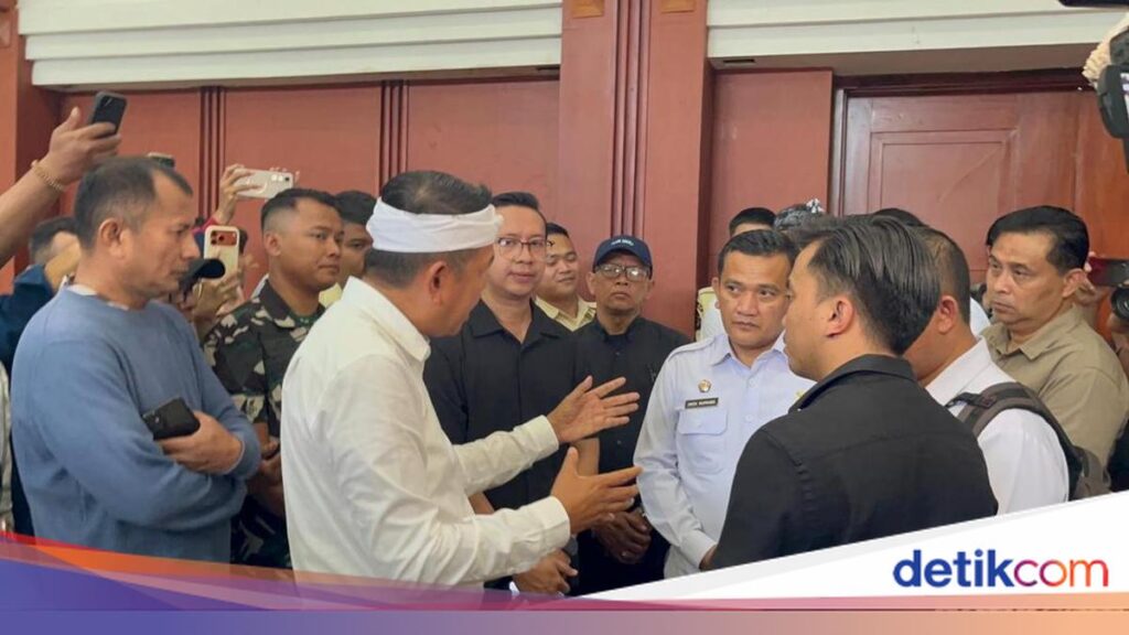 SPMB Jabar 2026 Membuat Orang Tua Panik, Disdik Didesak Bereskan Sistem
