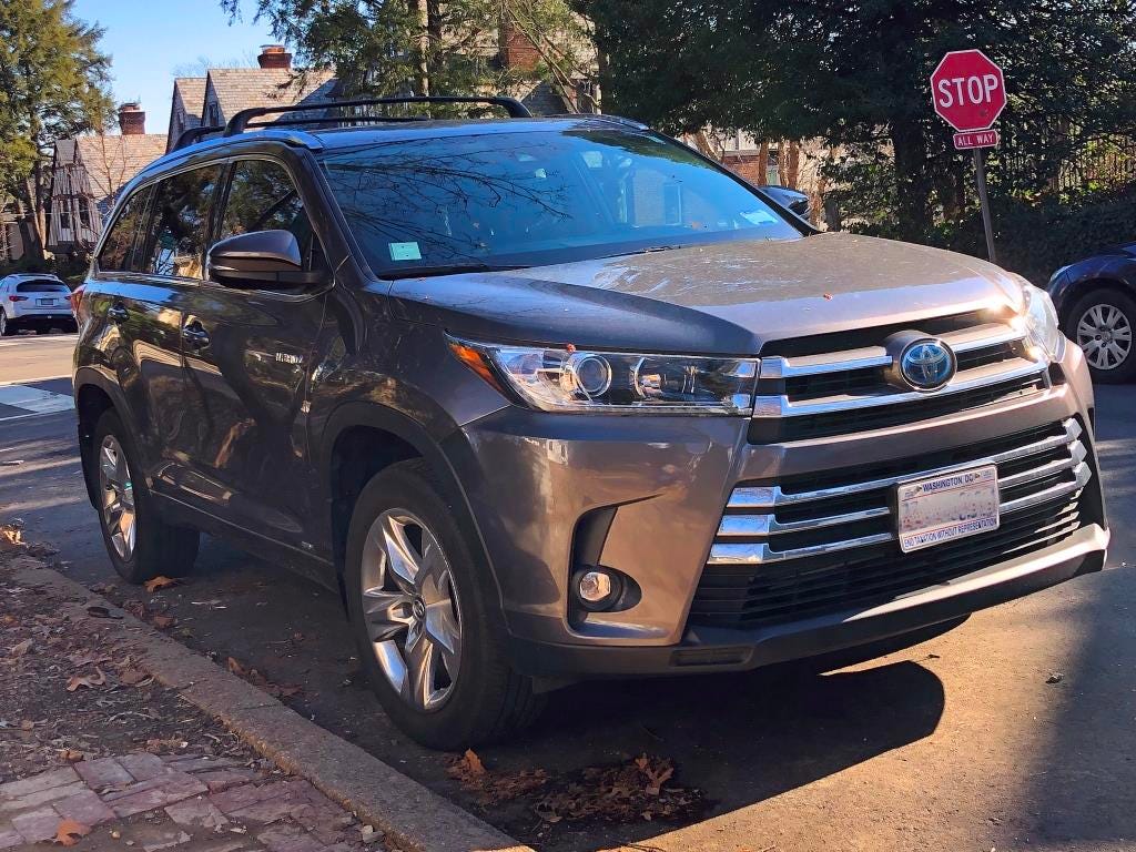 Crossover Lebih Ringan di Macet, SUV Tetap Unggul Saat Jalan Mulai Berat