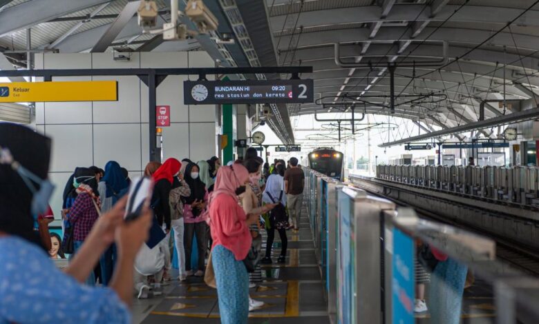 MRT Jakarta Tetap Normal di Bundaran HI dan Dukuh Atas, Akses Stasiun Sementara Dipersempit