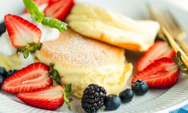 Teknik Ini Lebih Menentukan Pancake Lembut, Bukan Banyaknya Bahan