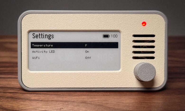 Monitor Retro Berbasis ESP32 Ini Bisa Rakitan Sendiri, Tampilannya Justru Lebih Menarik