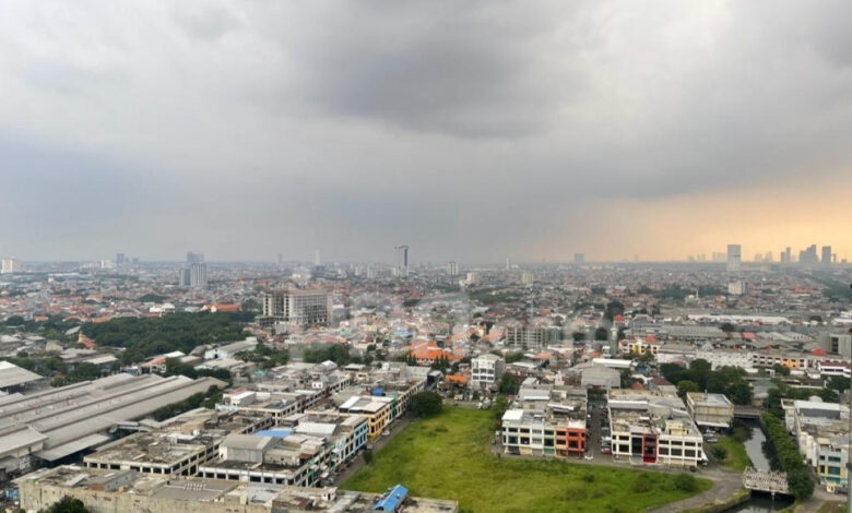 Malam Jawa Timur Diprediksi Lebih Berangin, Langit Cerah Tetap Mendominasi Seharian