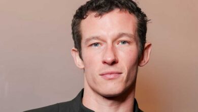 Callum Turner Tetap Bungkam Soal James Bond, Dukungan George Clooney Ikut Menguat