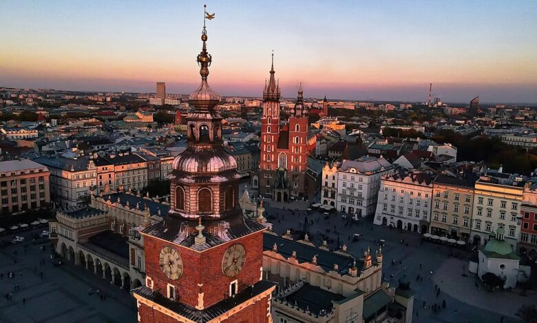 6 Prompt Gemini AI yang Bikin Foto Liburan di Krakow Terlihat Sangat Nyata