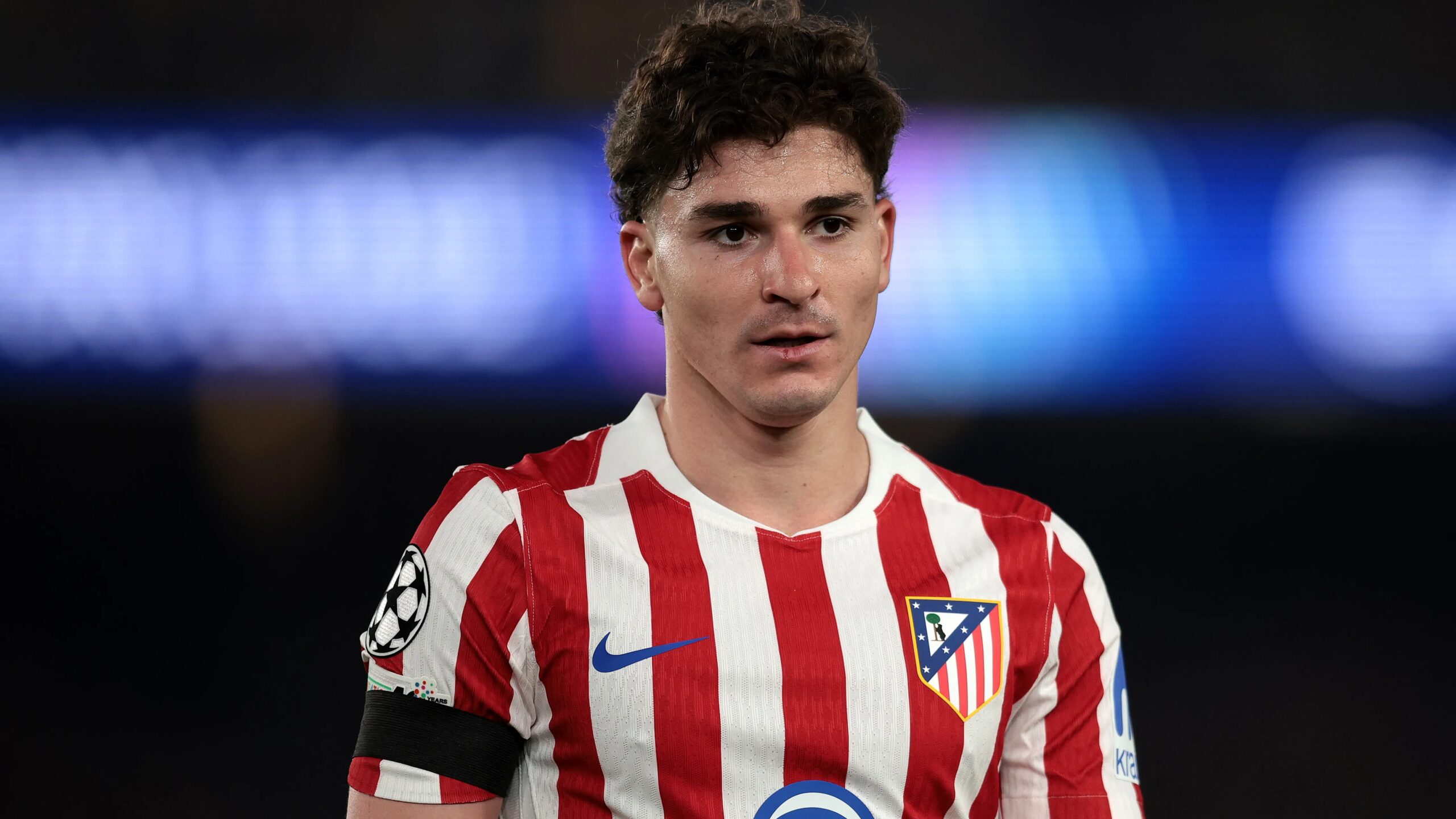Barcelona Tak Bisa Diam, Jejak Julián Álvarez Menguat di Pesta yang Mengundang Atlético
