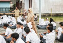 Guru PPPK Paruh Waktu Digaji Rp15 Ribu, Anggaran Pendidikan Kembali Dipertanyakan