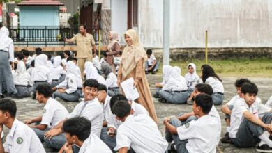 Guru PPPK Paruh Waktu Digaji Rp15 Ribu, Anggaran Pendidikan Kembali Dipertanyakan