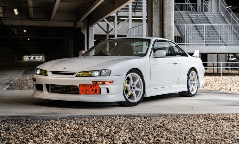 240SX S14 Ini Hampir Tak Tersentuh, Odometer Baru 9.500 Mil dan Kabinnya Masih Rapi