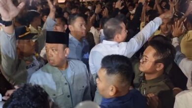 Mahasiswa Kepung Forum di UGM, Nusron Wahid Dievakuasi Saat Diskusi Pecah