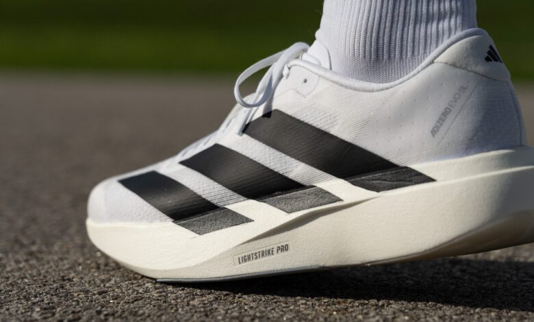 4 Super Trainer yang Paling Serius Mengusik Adidas Adizero Evo SL