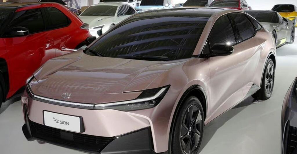 BYD Bidik Toyota, Mesin Ekspansi dan Baterai Baru Jadi Penentu